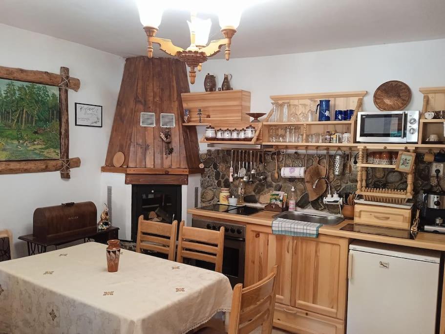 Ижата - Топлина И Уют Borovitsa Extérieur photo
