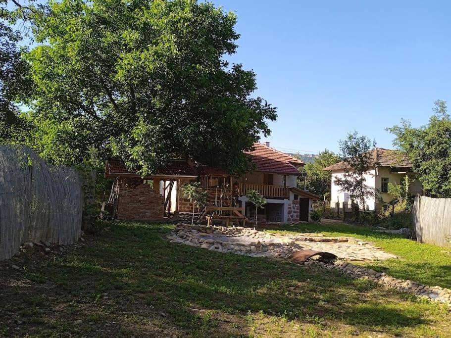 Ижата - Топлина И Уют Borovitsa Extérieur photo